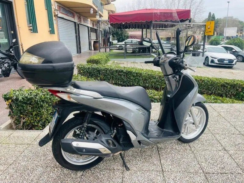 Honda SH 150i ABS (2013 - 16) (4)