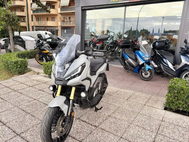 Honda X-ADV 750 DCT (2021 - 24) (11)
