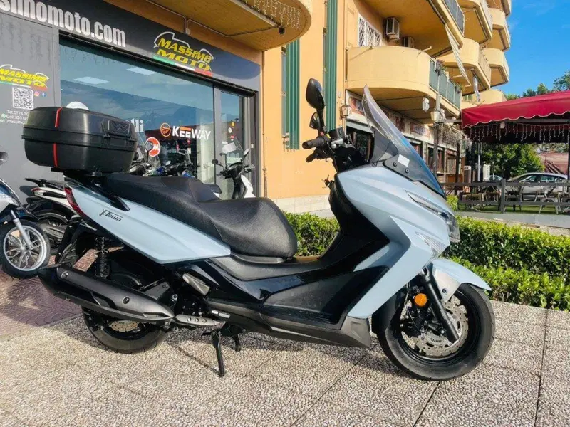 Kymco X-Town 300i (2021 - 24) (8)