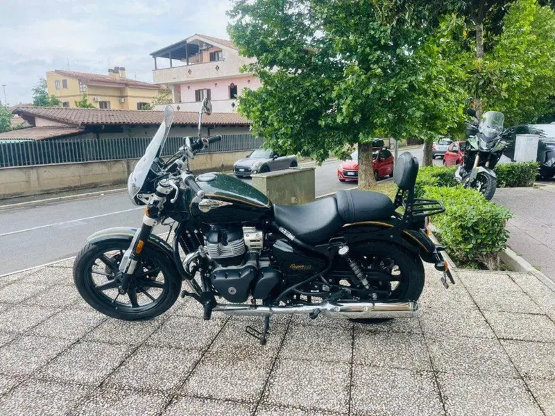 Royal Enfield Super Meteor 650 (2023 - 26) (3)