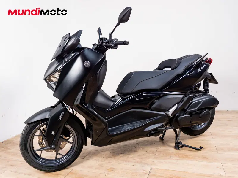 Yamaha X-Max 125 Tech Max (2020) (8)