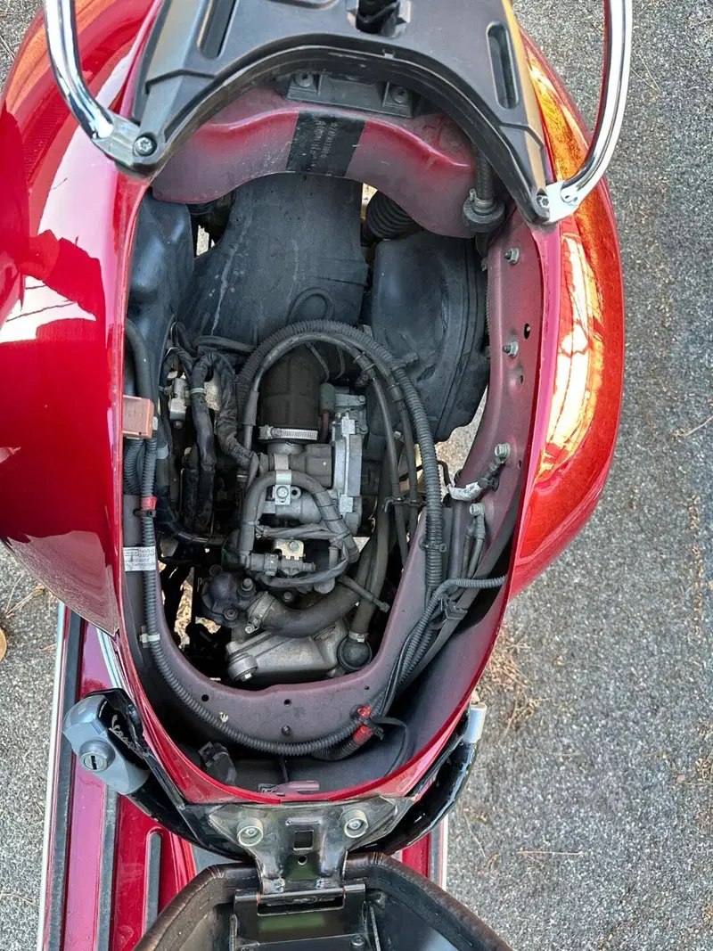 Vespa GTS 300 Touring ABS (2017 - 19) (5)