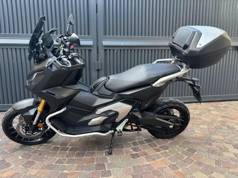 Honda X-ADV 750 DCT Gravel (2021 - 24) (2)