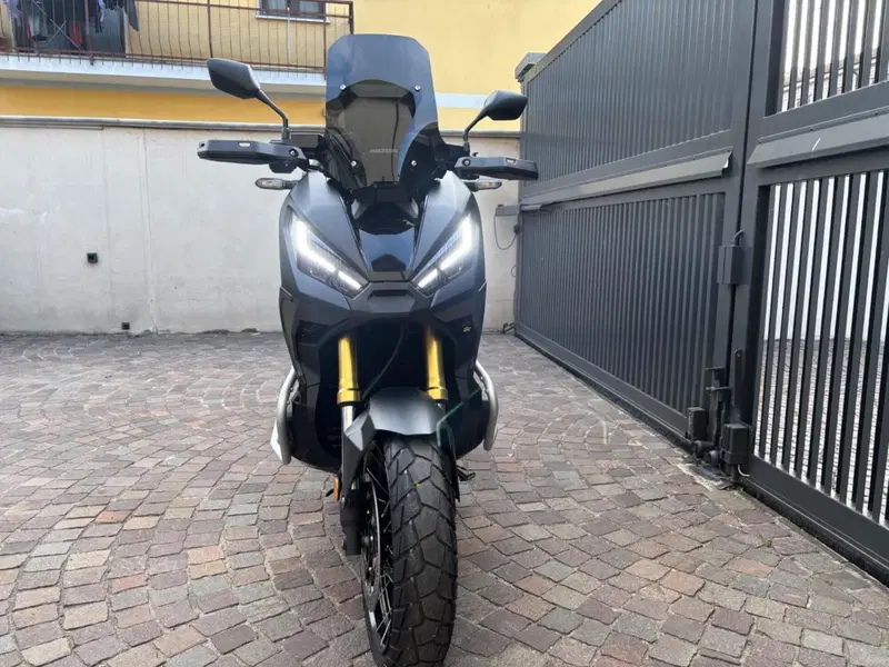 Honda X-ADV 750 DCT Gravel (2021 - 24) (4)