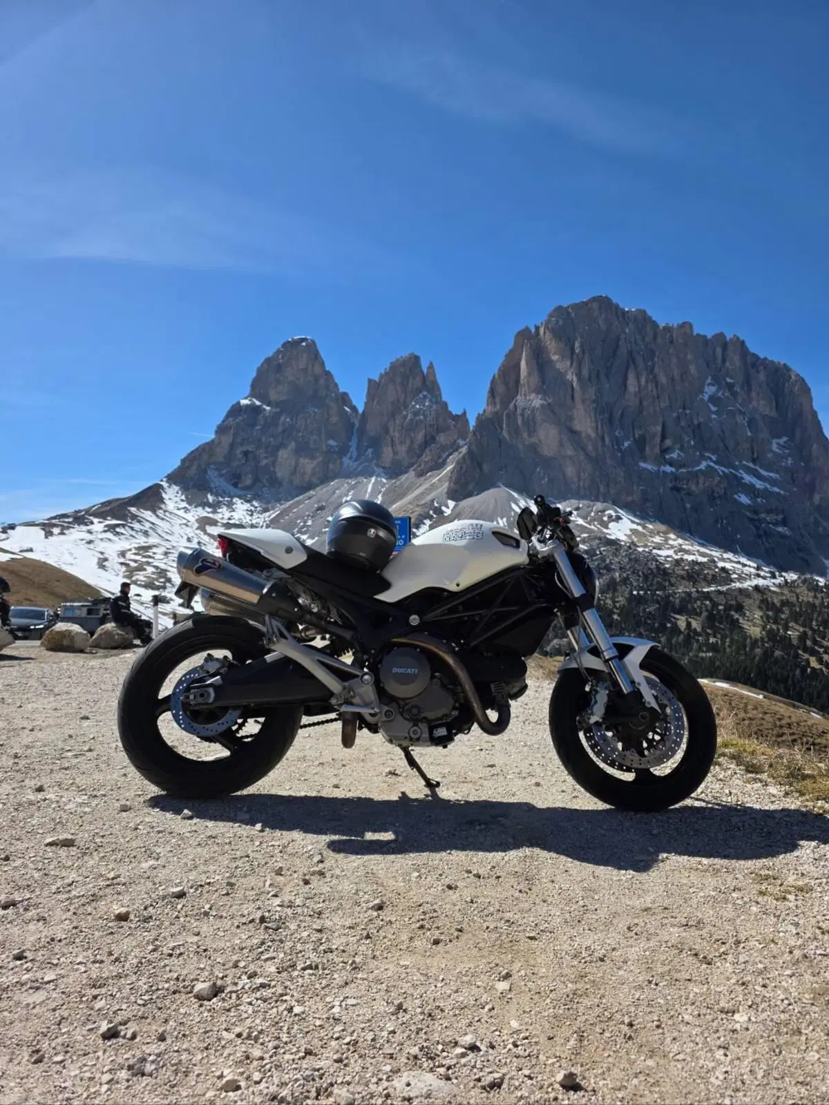 Ducati Monster 696 (2008 - 13) (2)