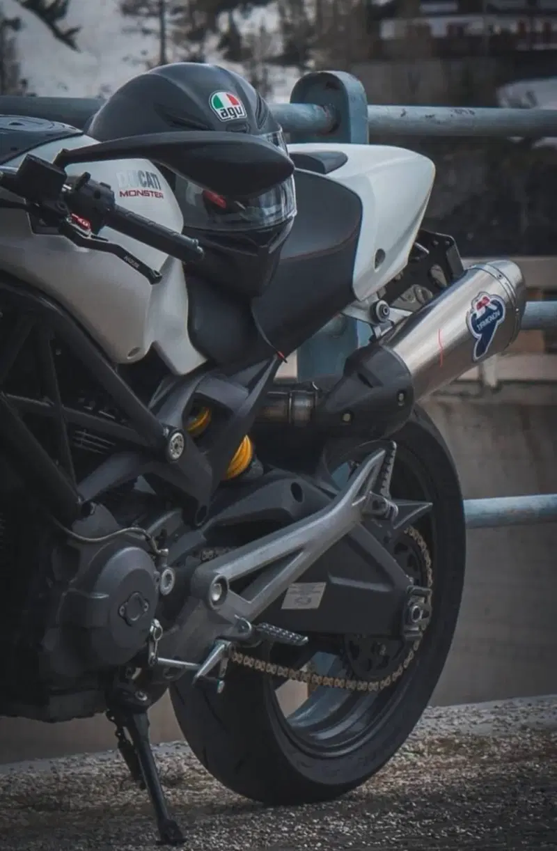 Ducati Monster 696 (2008 - 13) (5)