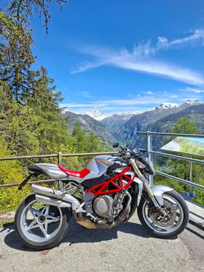 MV Agusta Brutale 910 S (2005 - 11) usata