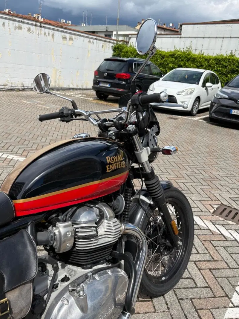 Royal Enfield Interceptor 650 (2021 - 26) (7)