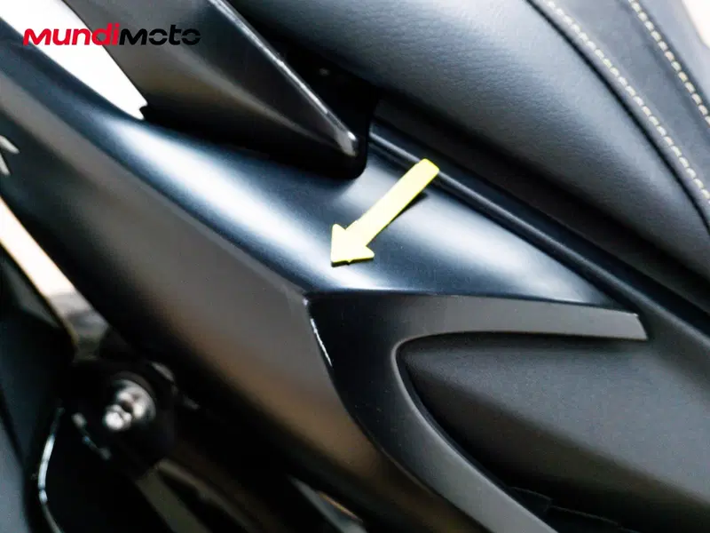 Yamaha T-Max 560 (2020 - 21) (21)