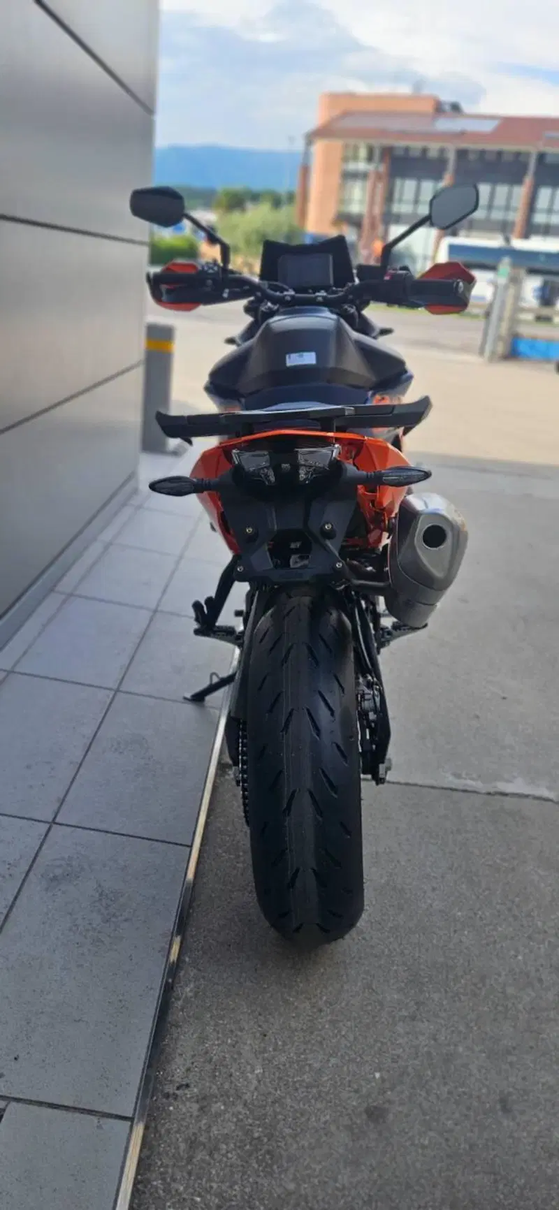 KTM 890 SMT (2026) (6)