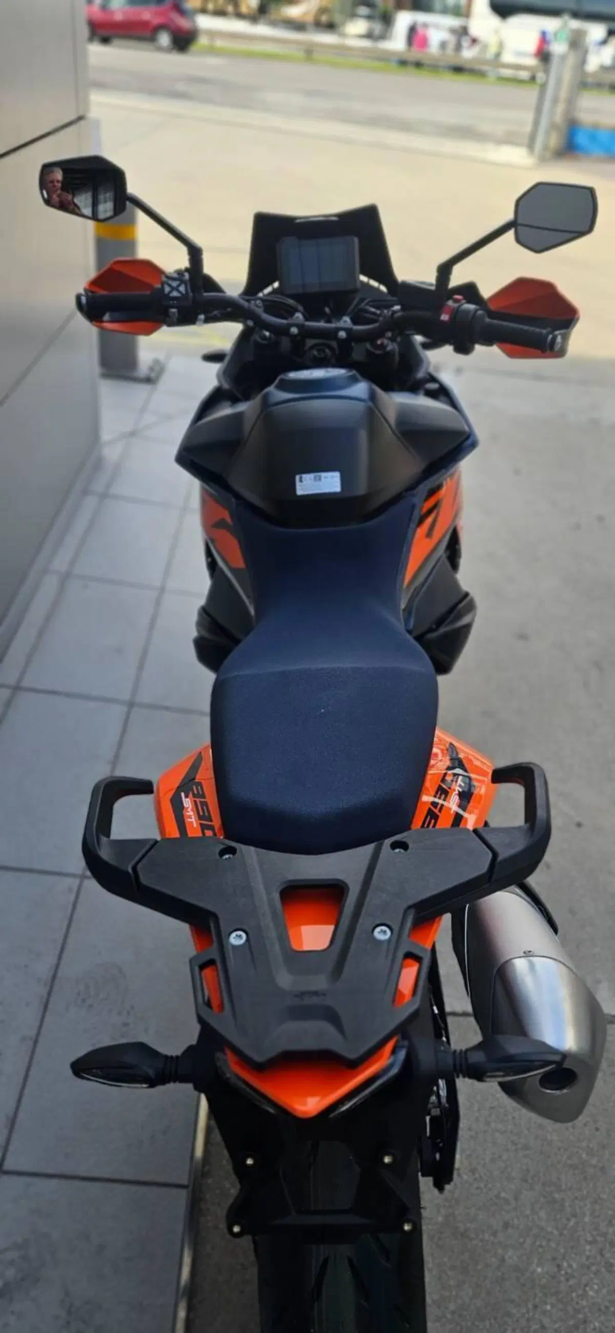 KTM 890 SMT (2026) (12)