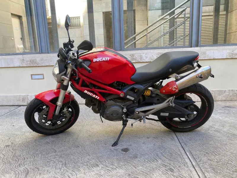 Ducati Monster 696 (2008 - 13) (8)