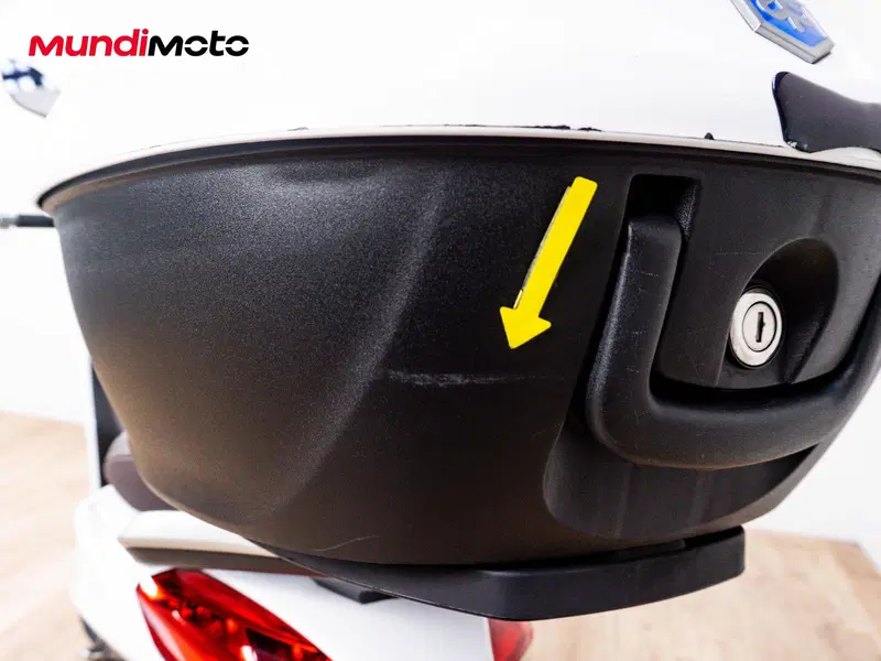 Piaggio Beverly 300 Hpe (2021) (23)