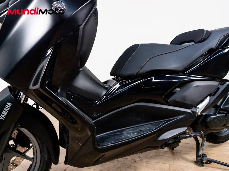 Yamaha X-Max 125 Tech Max (2020) (9)