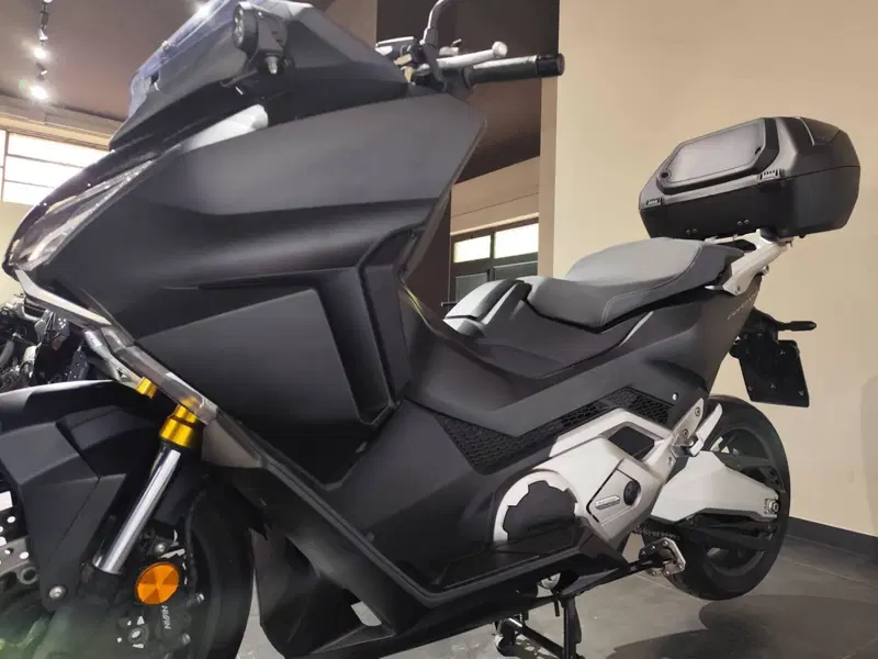 Honda Forza 750 DCT (2021 - 24) (5)