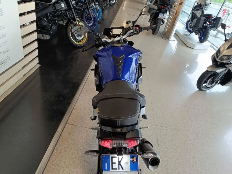 Yamaha MT-10 ABS (2016 - 17) (3)