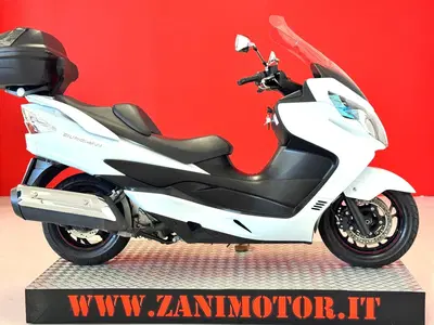 Suzuki Burgman AN 400 Lux ABS (2012 - 17) usata