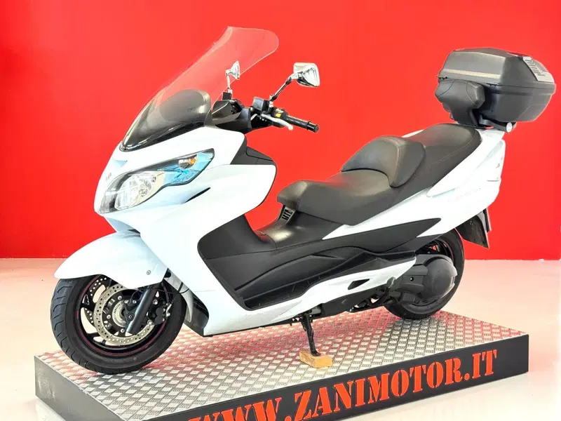 Suzuki Burgman AN 400 Lux ABS (2012 - 17) (4)