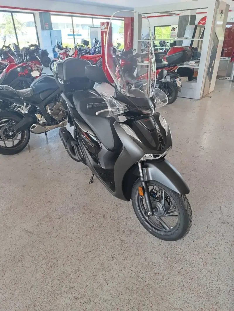 Honda SH 150i Sport (2024 - 25) (5)