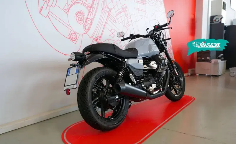 Moto Guzzi V7 Sport (2025 - 26) (4)