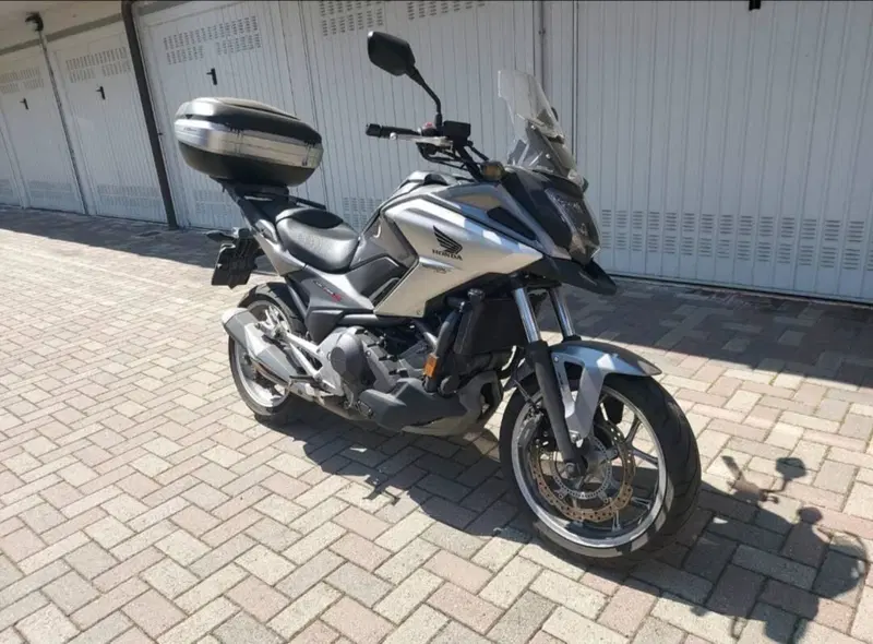 Honda NC 750 X DCT ABS (2016 -17) (2)