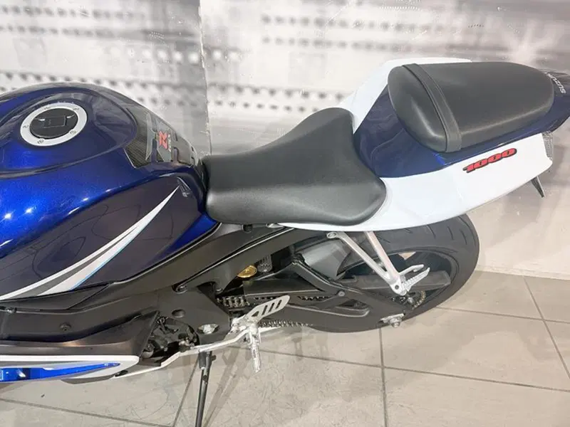 Suzuki GSX-R1000 (2005 - 06) (3)