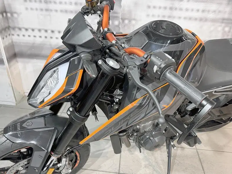 KTM 790 Duke L (2023 - 24) (4)