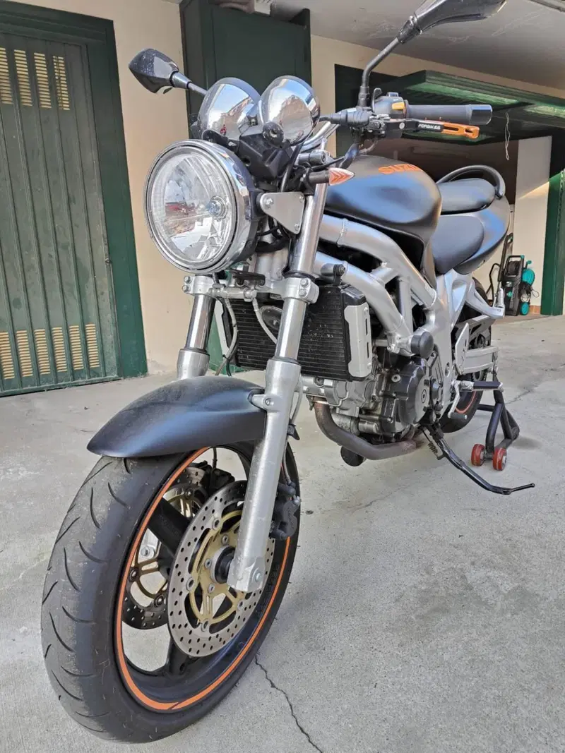 Suzuki SV 650 (1999 - 02) (5)