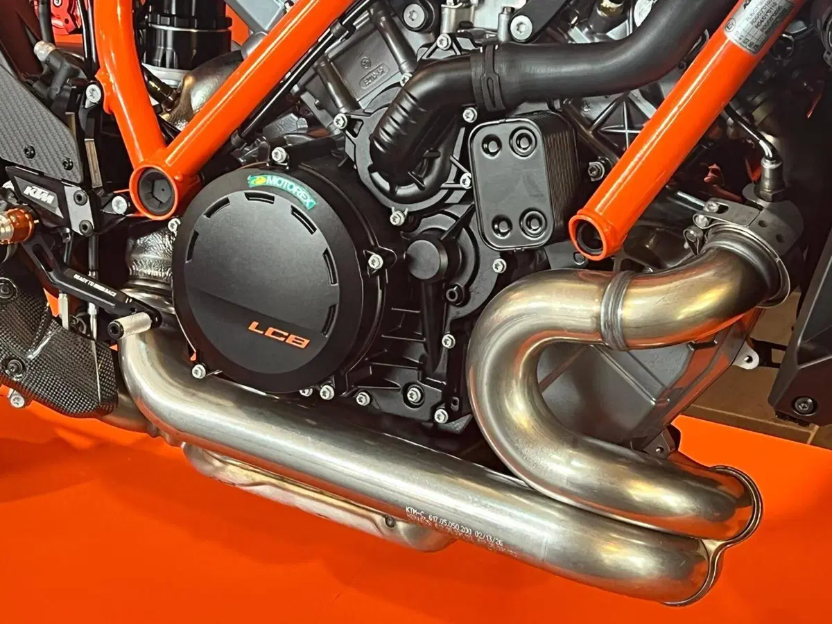 KTM 1390 Super Duke RR (2026) (7)