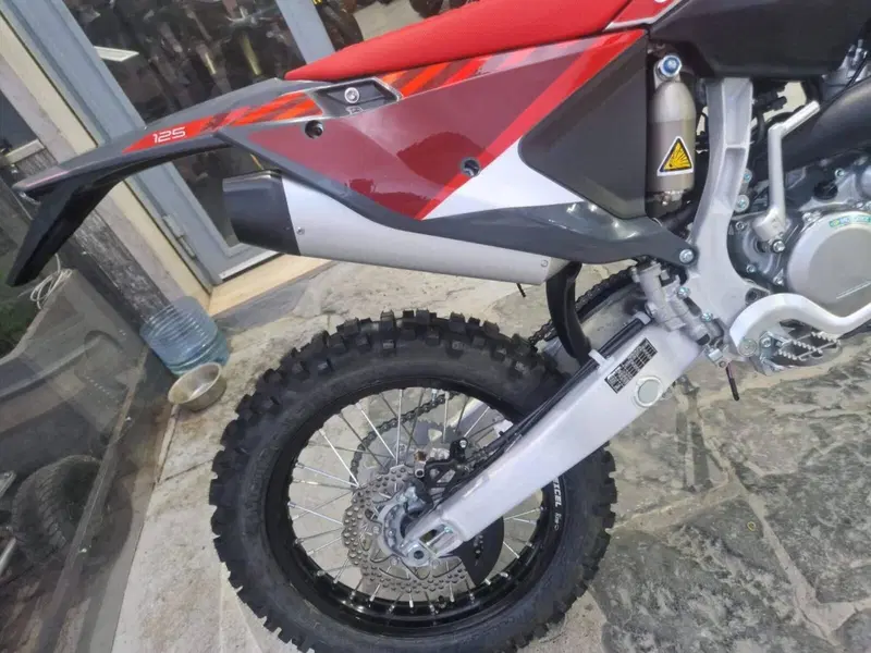 Fantic Motor XE 125 (2025) (2)