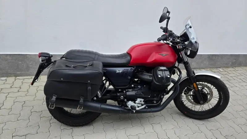 Moto Guzzi V7 III Rough (2018 - 20) (4)