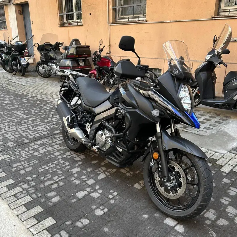 Suzuki V-Strom 650 (2021 - 25) (3)