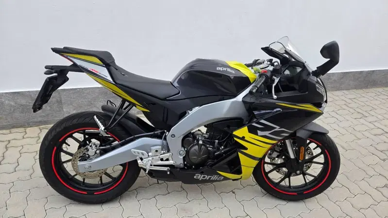 Aprilia RS 125 (2025 - 26) (2)
