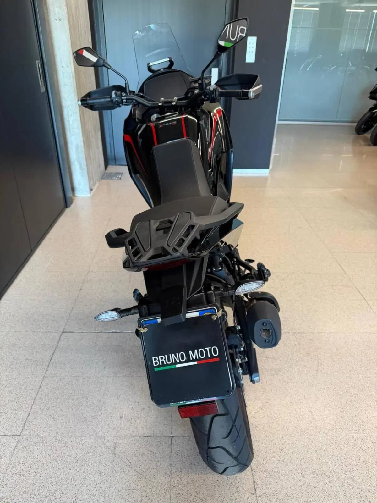 Moto Morini X-Cape 700 (2025 - 26) (2)
