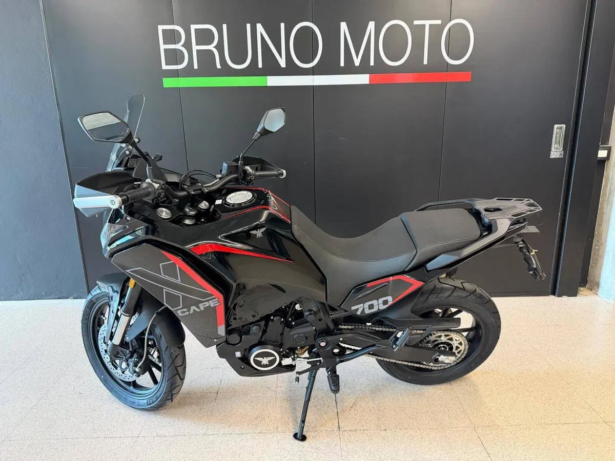 Moto Morini X-Cape 700 (2025 - 26) (3)