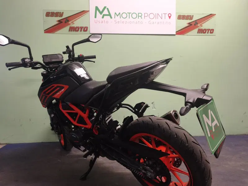 KTM 125 Duke (2021 - 23) (3)