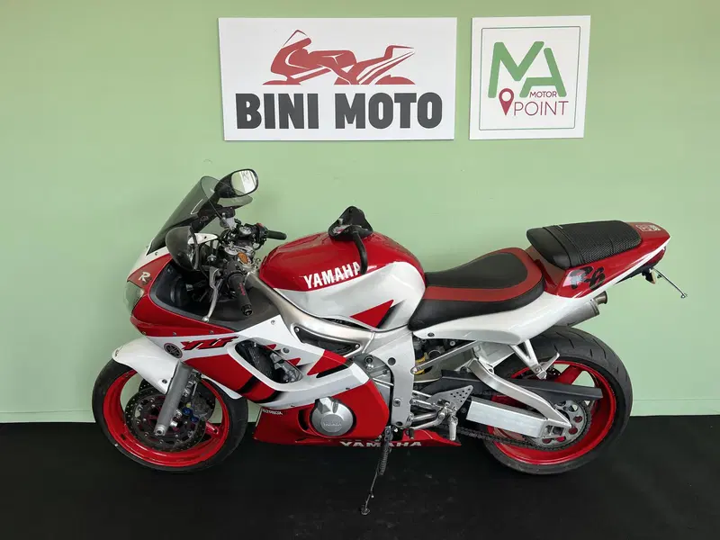 Yamaha YZF R6 (1999 - 00) (5)