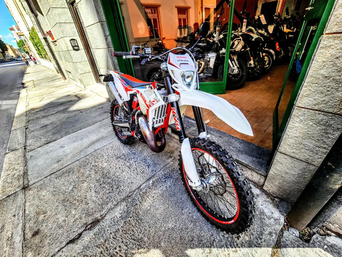 Betamotor RR 125 2T Enduro (2021) (4)