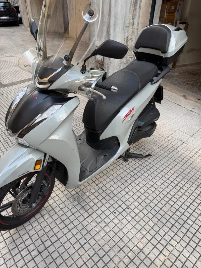 Honda SH 350 Sport (2021 - 24) (4)