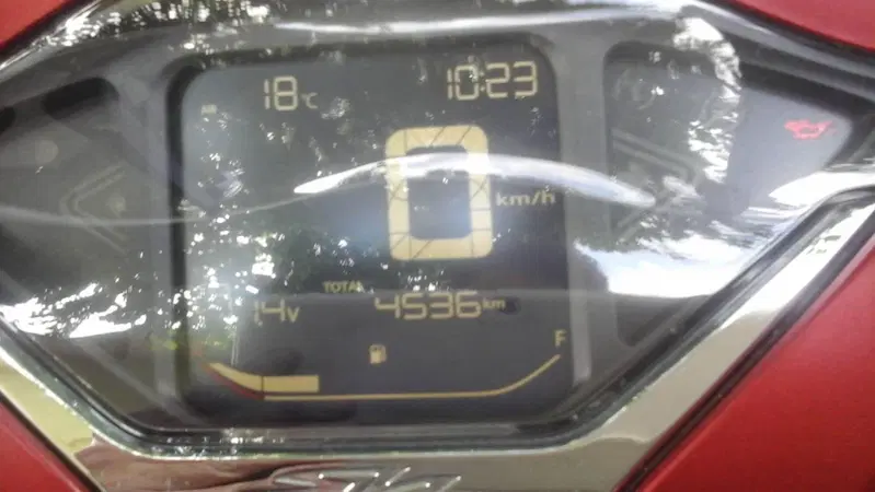 Honda SH 350 (2021 - 24) (4)