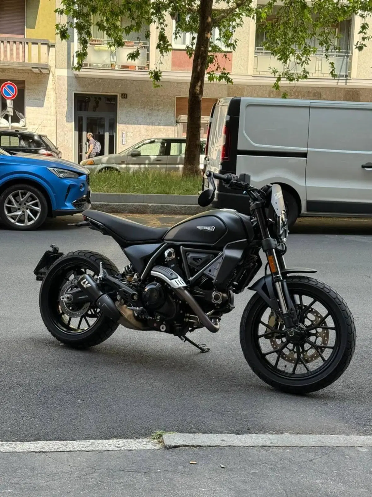 Ducati Scrambler 800 Icon Dark (2025 - 26) (5)
