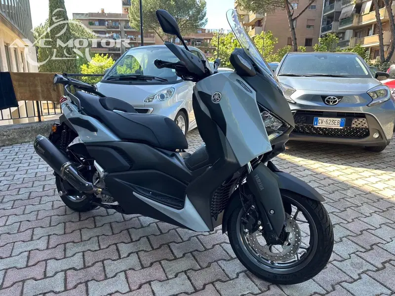 Yamaha X-Max 300 Tech Max+ (2025 - 26)