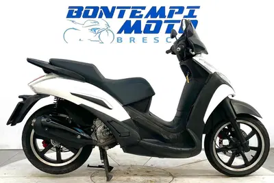 Peugeot Geopolis 250 usata