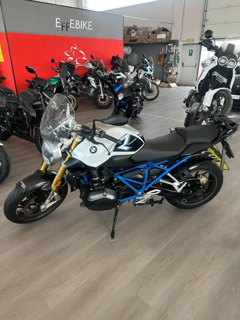 Bmw R 1200 R (2017 - 18) (3)