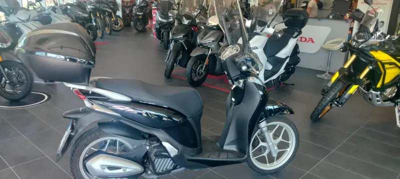Honda SH 125 Mode (2013 -16) (4)