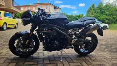 Triumph Speed Triple 1050 RS (2018 - 20) usata