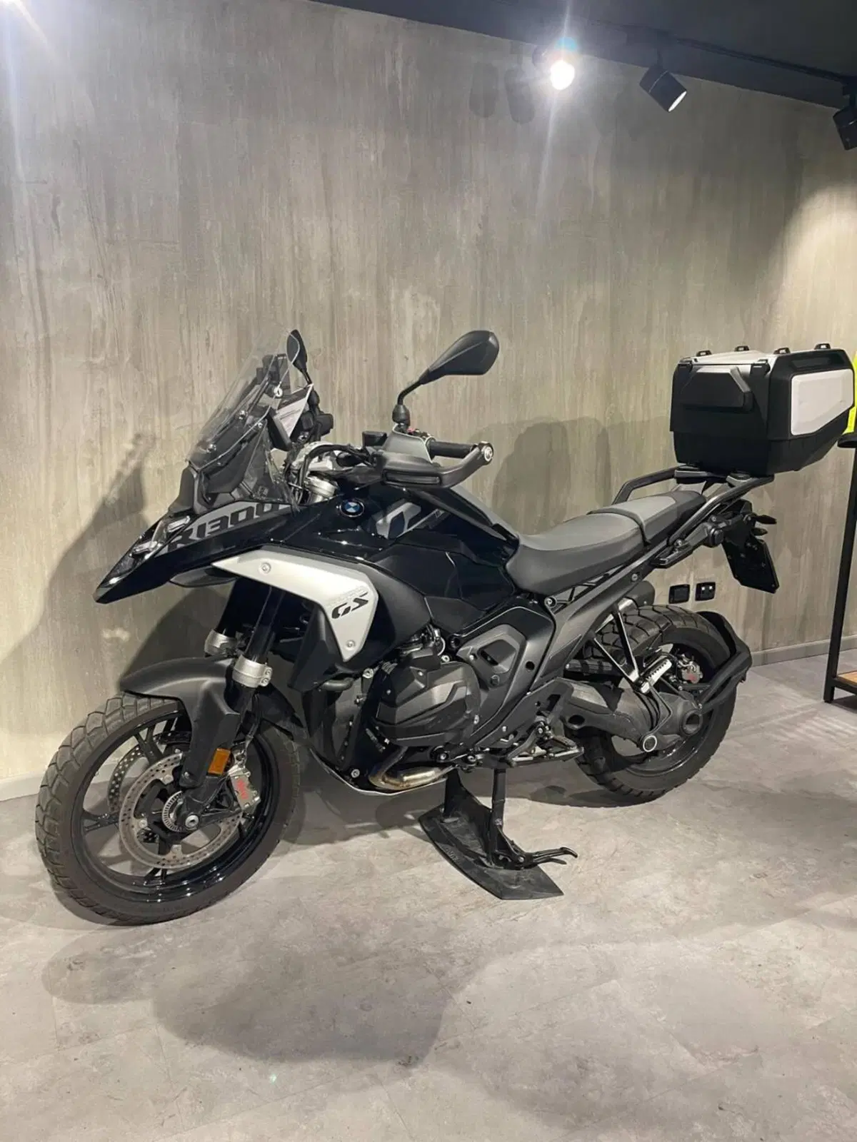 Bmw R 1300 GS Triple Black (2023 - 26) (3)