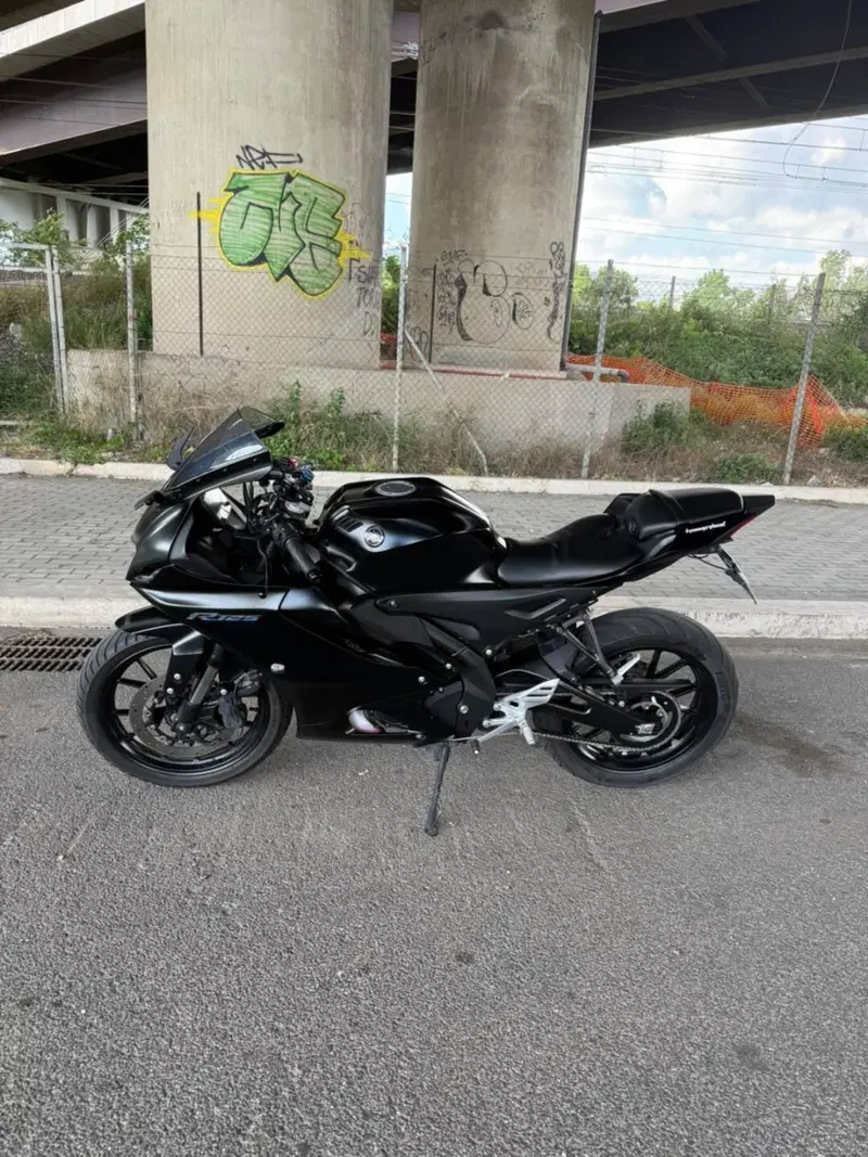 Yamaha YZF R125 (2023 - 26)