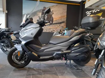 Voge Sfida SR4 MAX (2024 - 26) usata