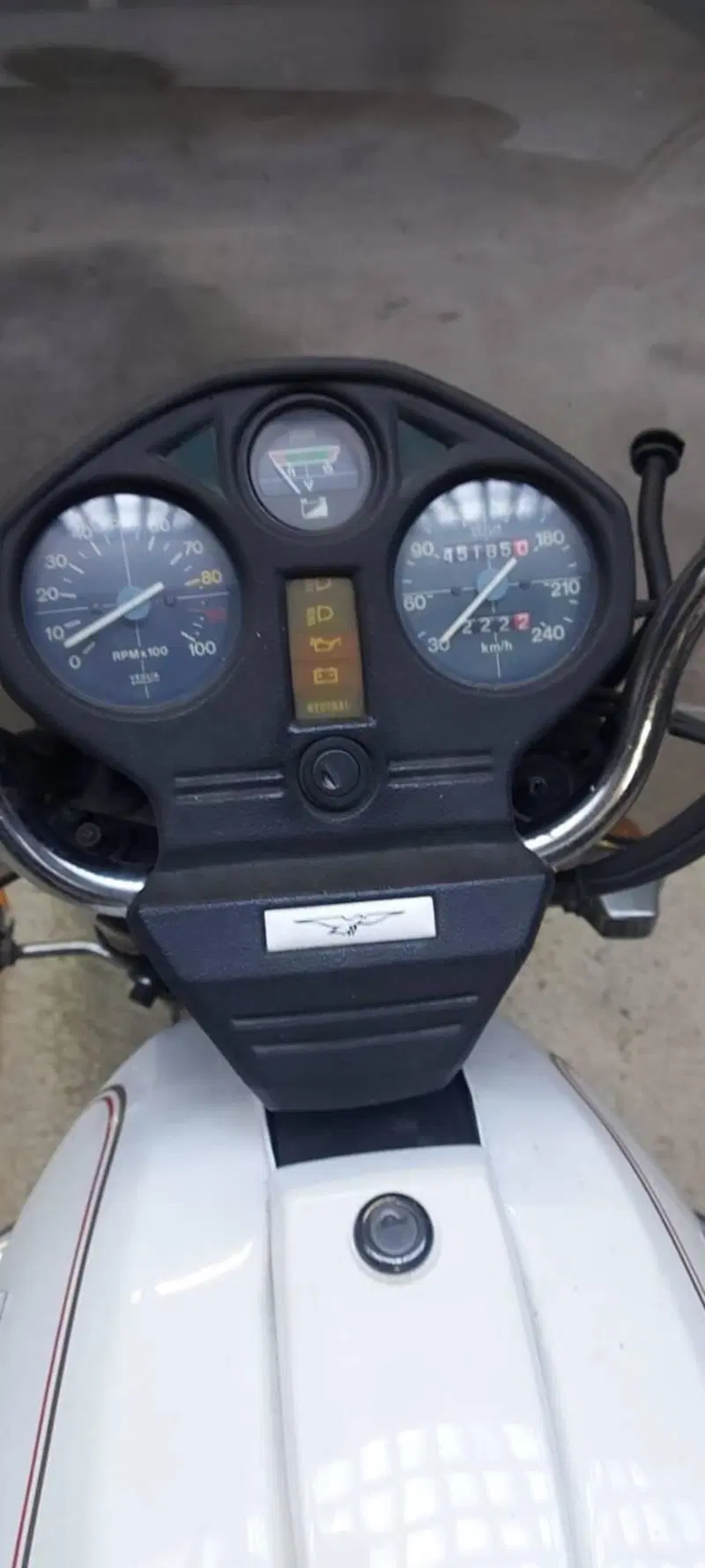 Moto Guzzi California II (8)